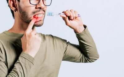 Amedent - Clínica Dental en Valencia|Periodontitis: ¿qué es y cómo afecta nuestra salud bucal?